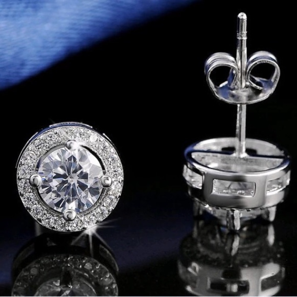 Round Stud Earrings - Picture 2 of 8